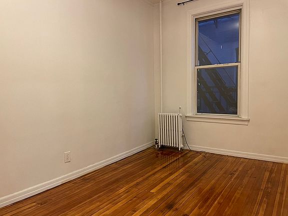 2nd image of 31-15 34th St #2B