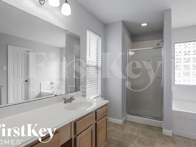 11210 Flying Geese Ln — Photo 12