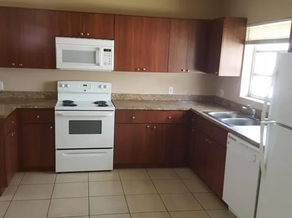 5700 Grant St #5700, Hollywood, FL 33021