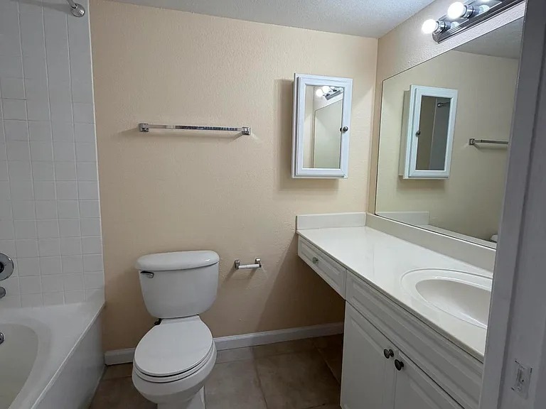 8273 Severn Dr #D — Photo 23