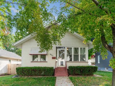 2707 Bridge Ave, Davenport, IA, 52803
