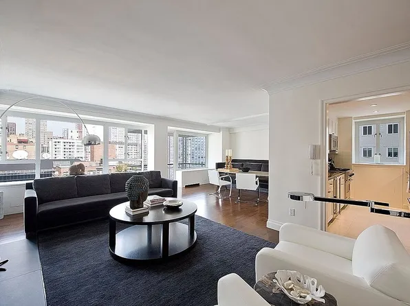 200 E 66th St APT B1702, New York, NY 10065