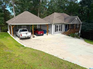 136 Woodbrook Dr, Warrior, AL 35180