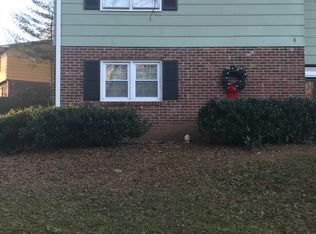 8 Summercreek Dr, Spartanburg, SC 29307
