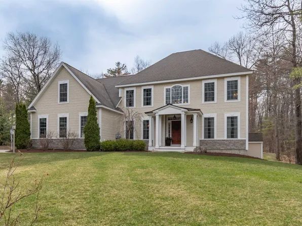 102 Long Hill Road, Hollis, NH 03049