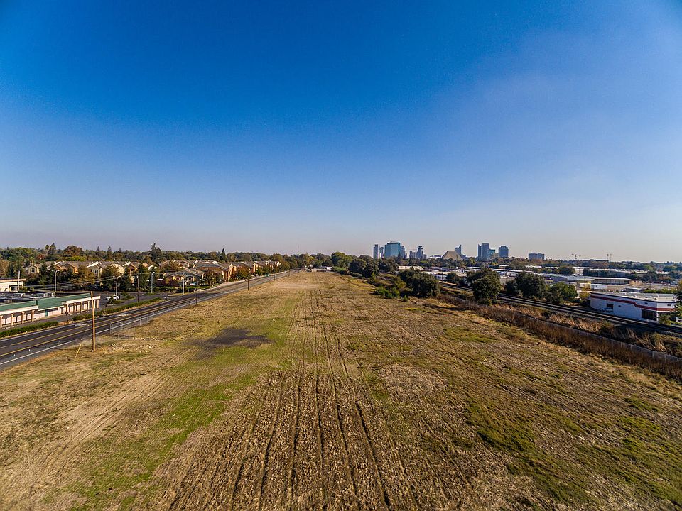 1st image of 851 Sacramento