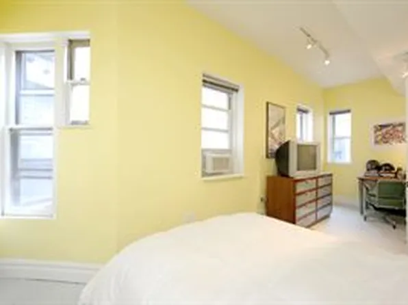106 Suffolk Street image 1 of 4