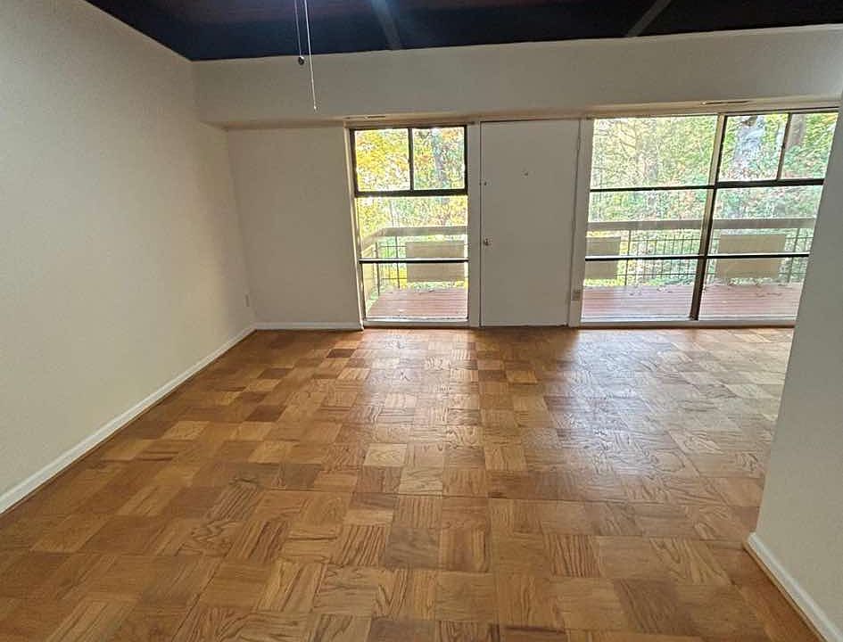 1st image of 4325 Americana Dr APT 203
