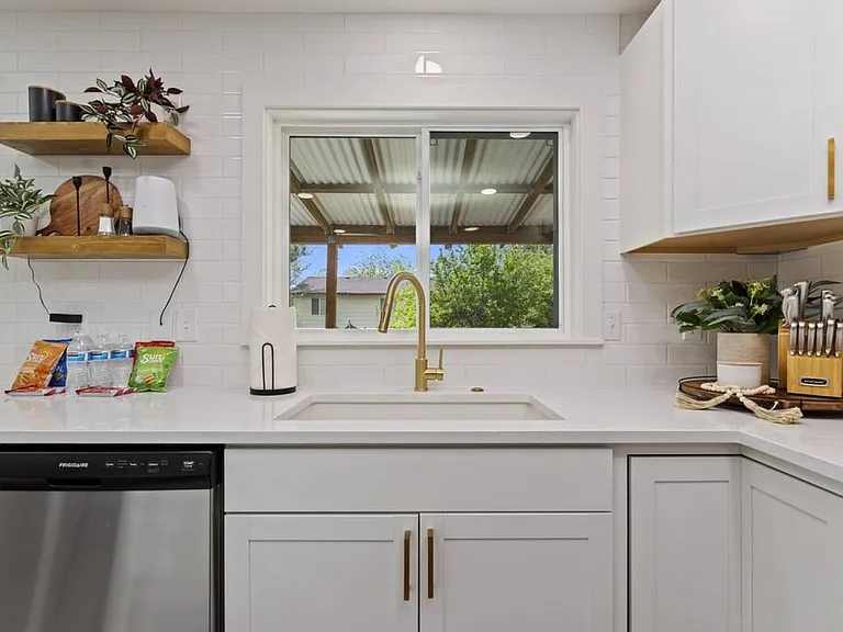 4795 S Maverick Way — Photo 32