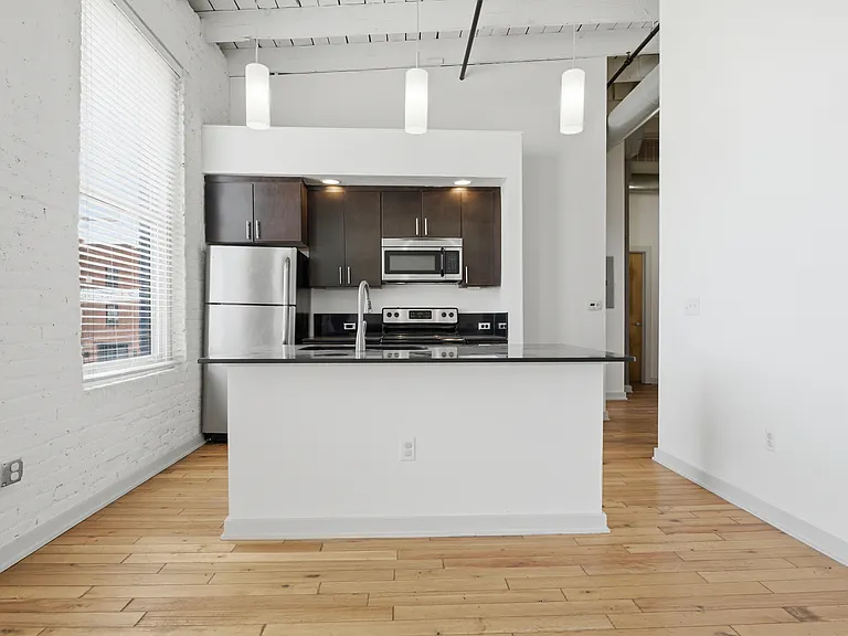 601 Stockton St #203 — Photo 15