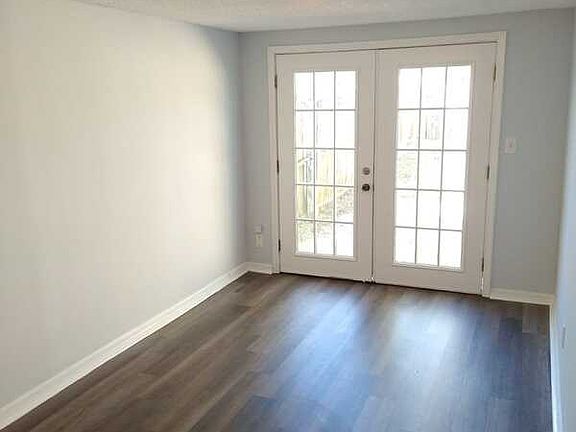5th image of 2643 Sunrise Village Dr #C