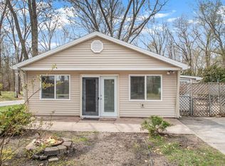 24985 Sandy Beach Dr, Edwardsburg, MI 49112