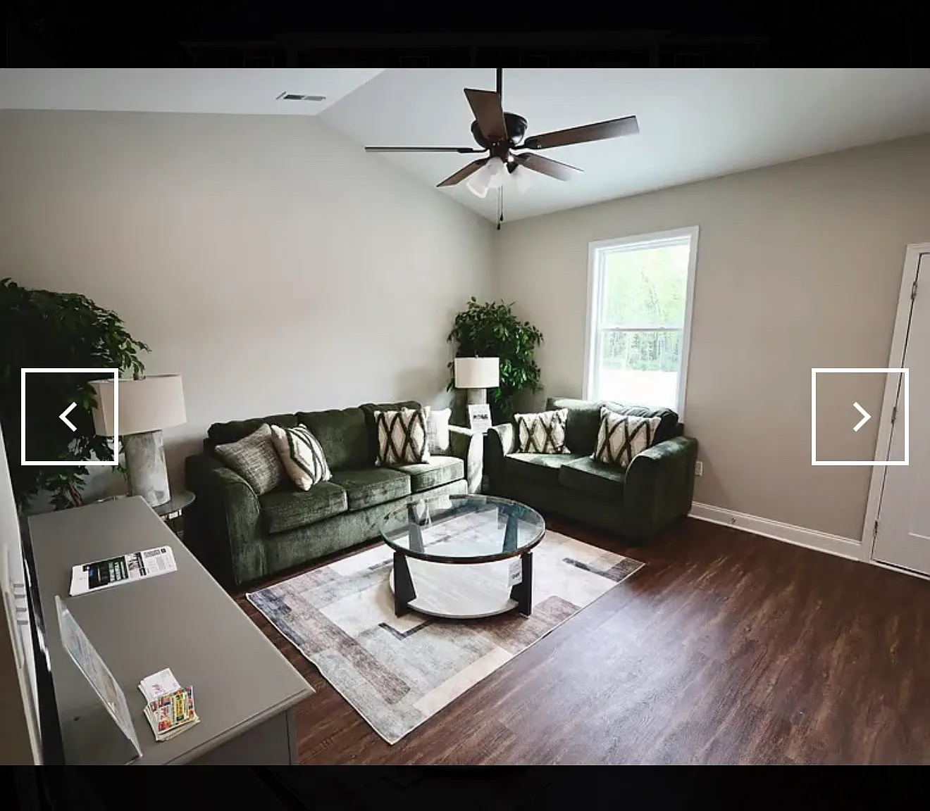 3 bed, 1100 sqft, $1,450 — Photo 2
