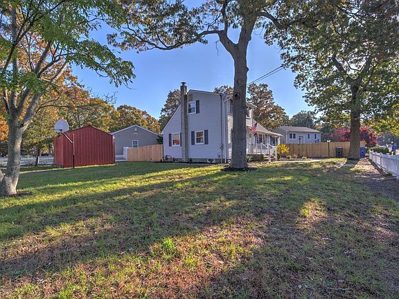 3rd image of 1616 Tilford Blvd