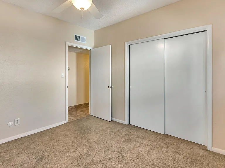 301 Los Nietos Ct — Photo 29