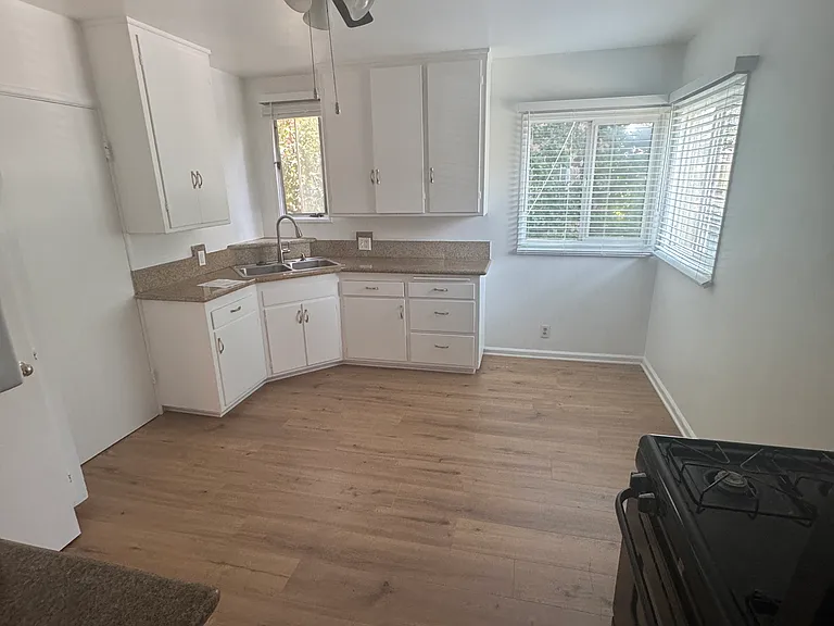 740 N Edinburgh Ave #1 — Photo 6