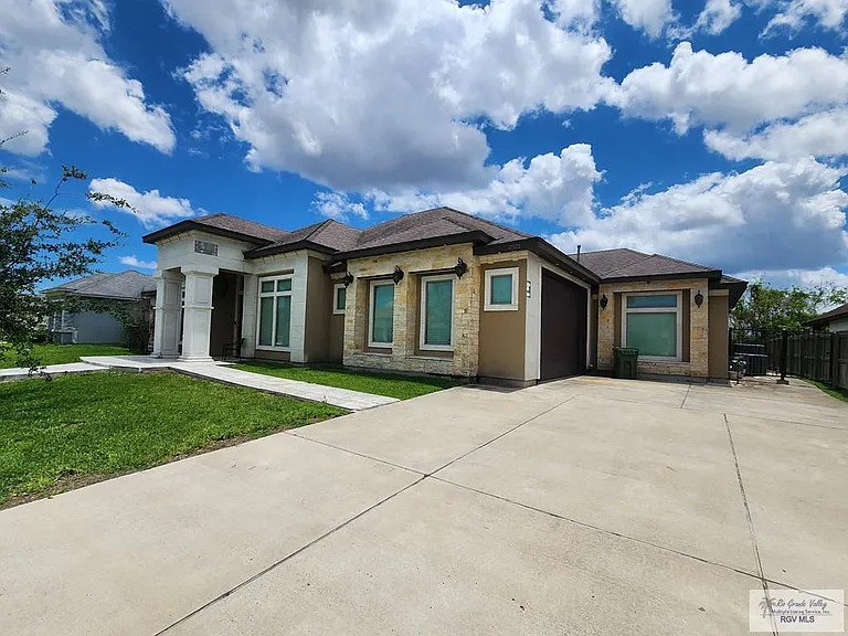 2521 Los Portales Dr — Photo 35