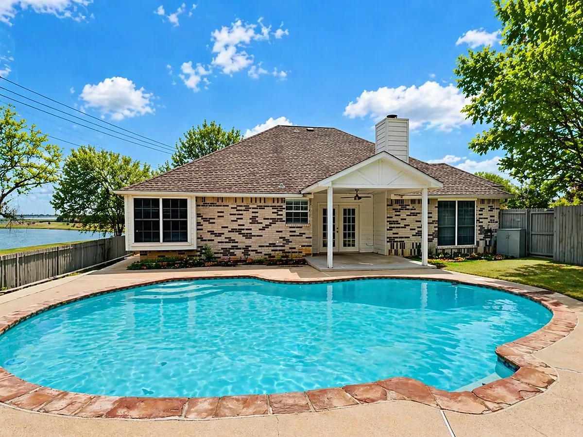 Building Photo - 2829 Salado Trl