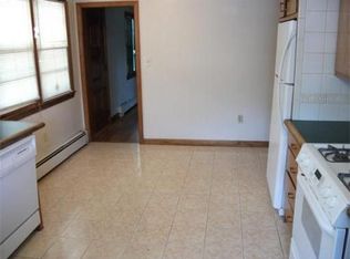 39 Market St, Lawrence, MA 01843