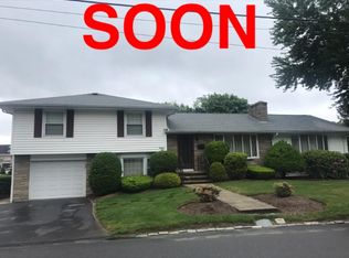 21 Serrel Sweet Rd, Johnston, RI 02919