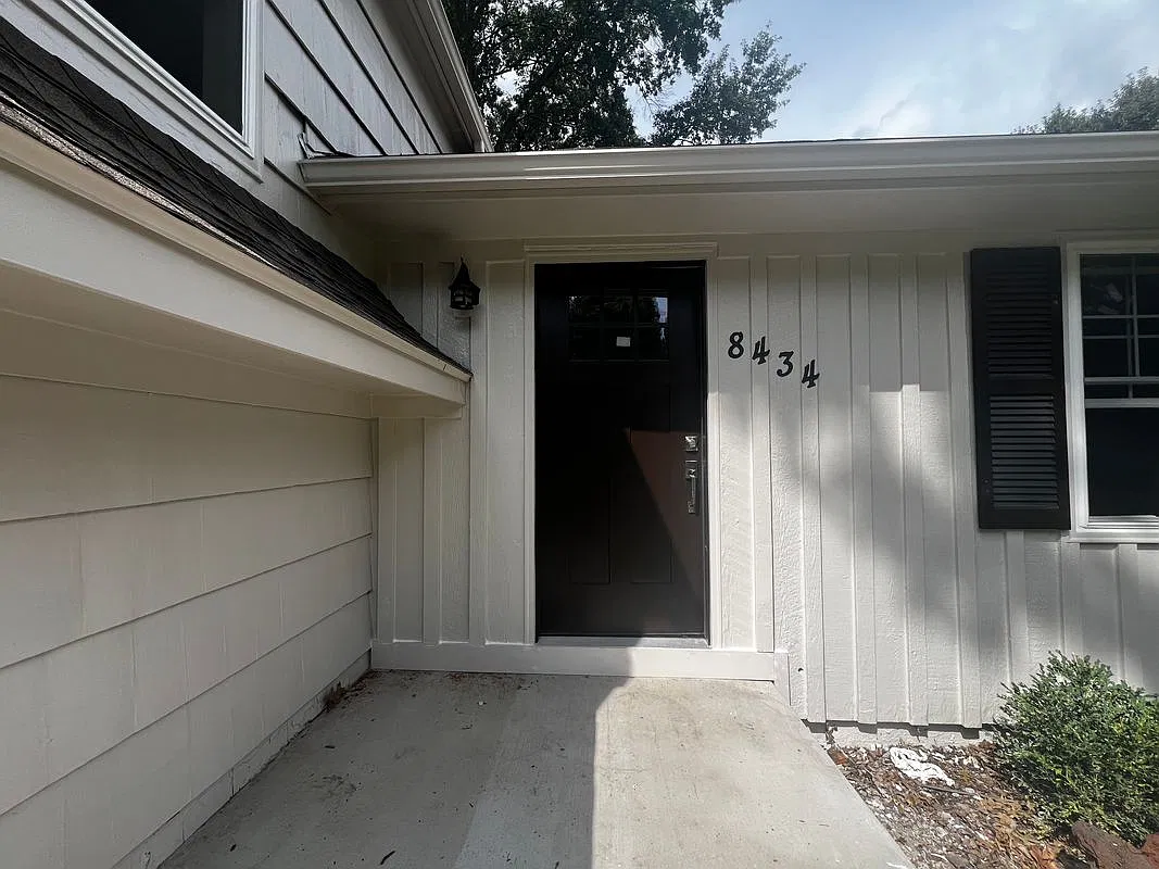 3 bed, 3.5 bath, 1700 sqft, $3,000 — Photo 2