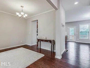 671 Sunset Park Dr — Photo 6