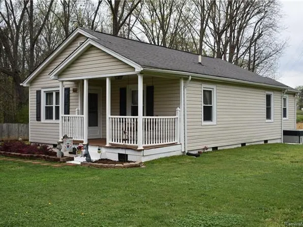 1324 Lower Dallas Hwy, Dallas, NC 28034