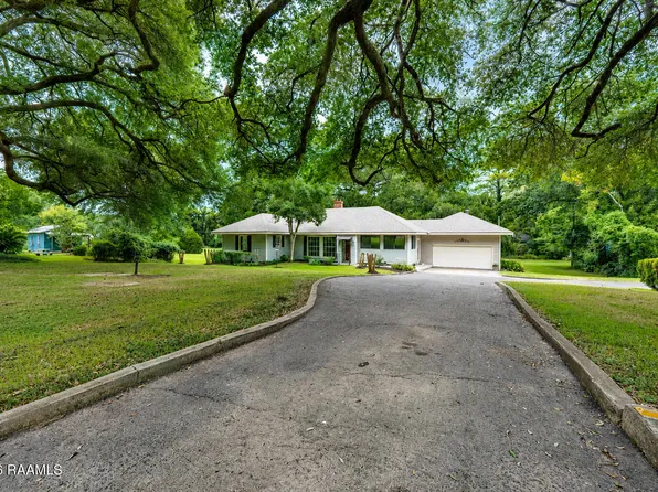 1820 Alonzo St, Opelousas, LA 70570