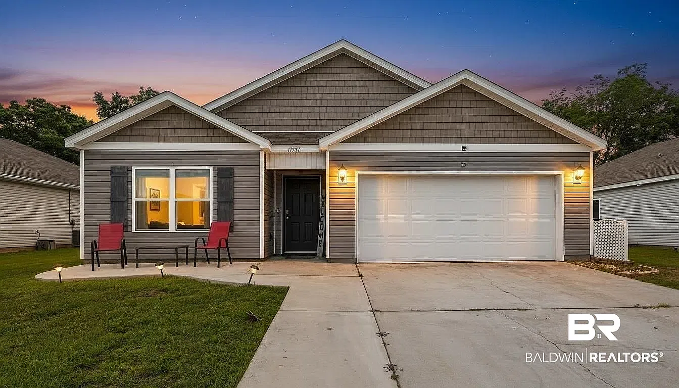 4 bed, 1827 sqft, $2,200 — Photo 2