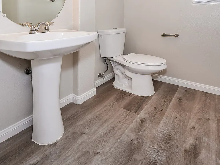 6033 Highland Gardens Dr — Photo 13