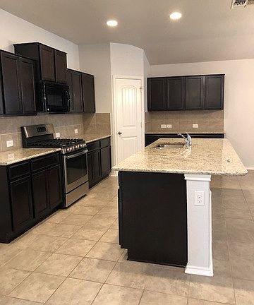 5th image of 172 Jolie Cir