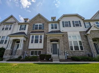 230 Bennett Dr, Carol Stream, IL 60188