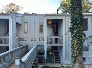 10352 Iron Mill Rd, North Chesterfield, VA 23235