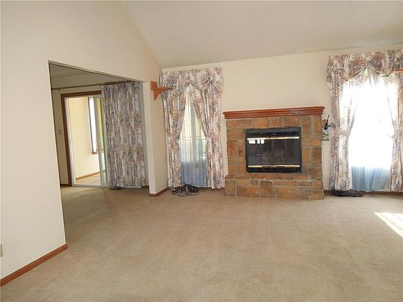 2nd image of 10723 Georgia Ave