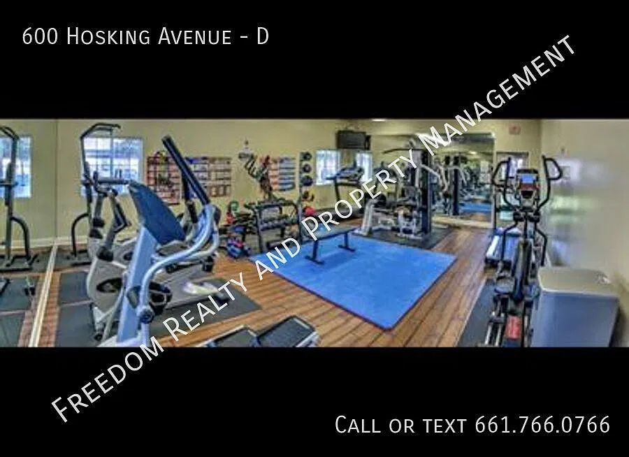 3 bed, 2.0 bath, 1059 sqft, $1,800 — Photo 1