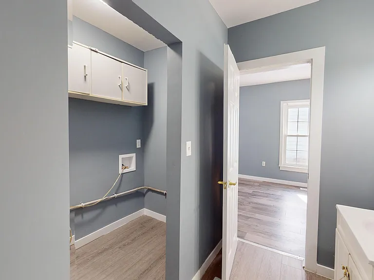 396 John St #1 — Photo 18