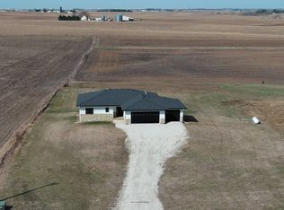1623 W42, Ossian, IA 52161