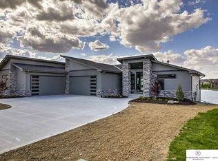 12154 N 178th Cir, Bennington, NE 68007