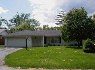 1209 W Wildwood Ln, Muncie, IN 47304