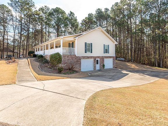 4th image of 54 Pine Ridge Dr