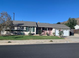 1205 Grandview Ave, Ojai, CA 93023