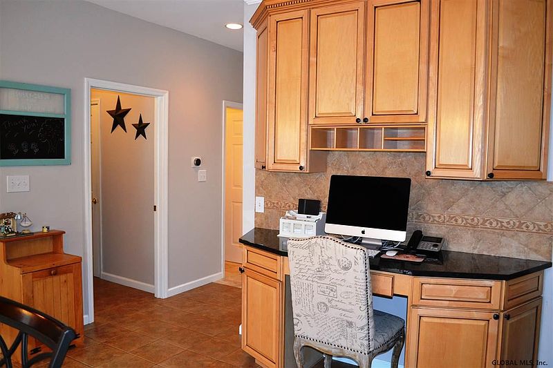 5th image of 103 HEARTLAND Drive