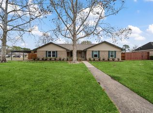 2531 Thelma St, Pearland, TX 77581