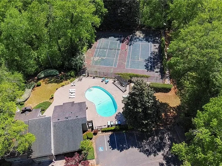 2163 Palmyra Dr SE — Photo 22