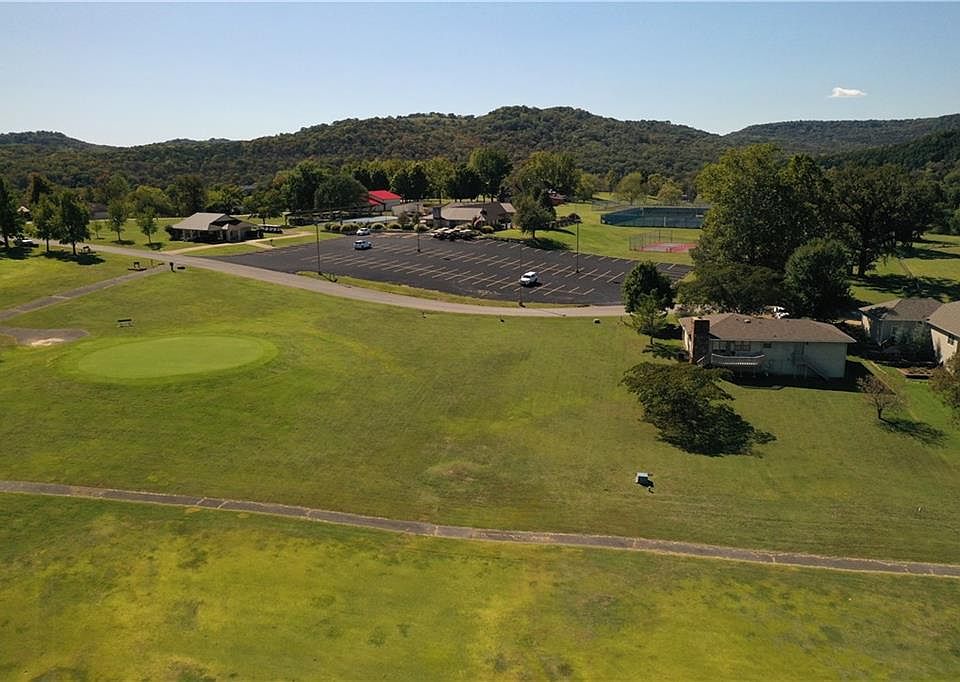 1st image of Buckskin Ln