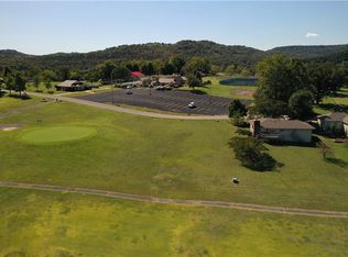 Buckskin Ln, Eureka Springs, AR 72631