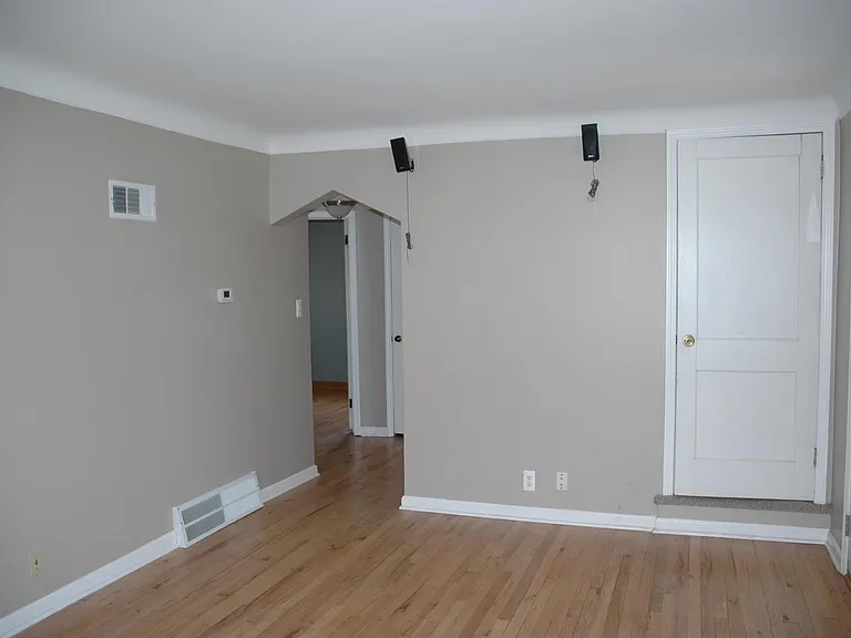 1815 Dallas Ave — Photo 5