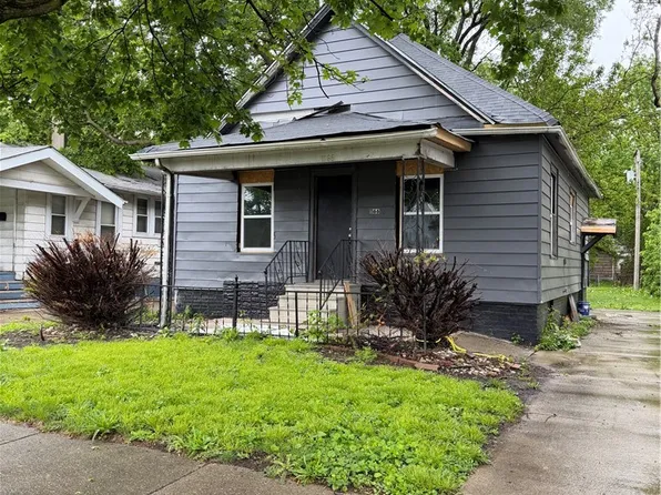 1166 E Walnut St, Decatur, IL 62526