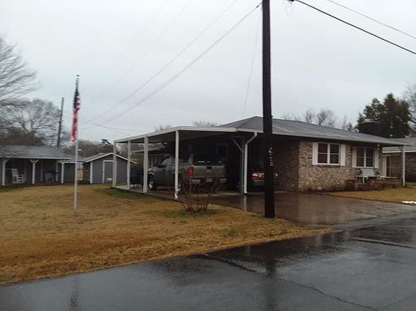 273 Poplar St