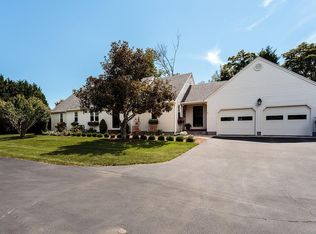 2 Sebastian Ln, Dartmouth, MA 02748